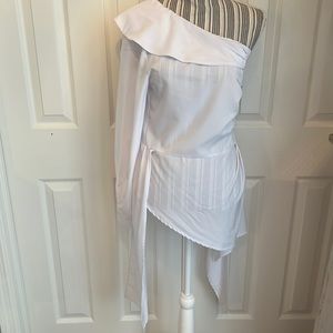Ladies blouse, new without tags